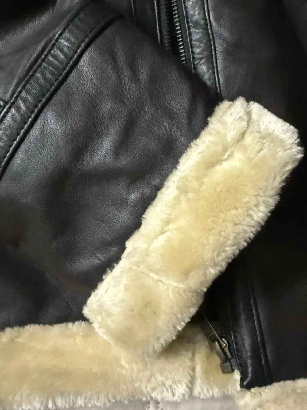 TLC Fashion **note zipper